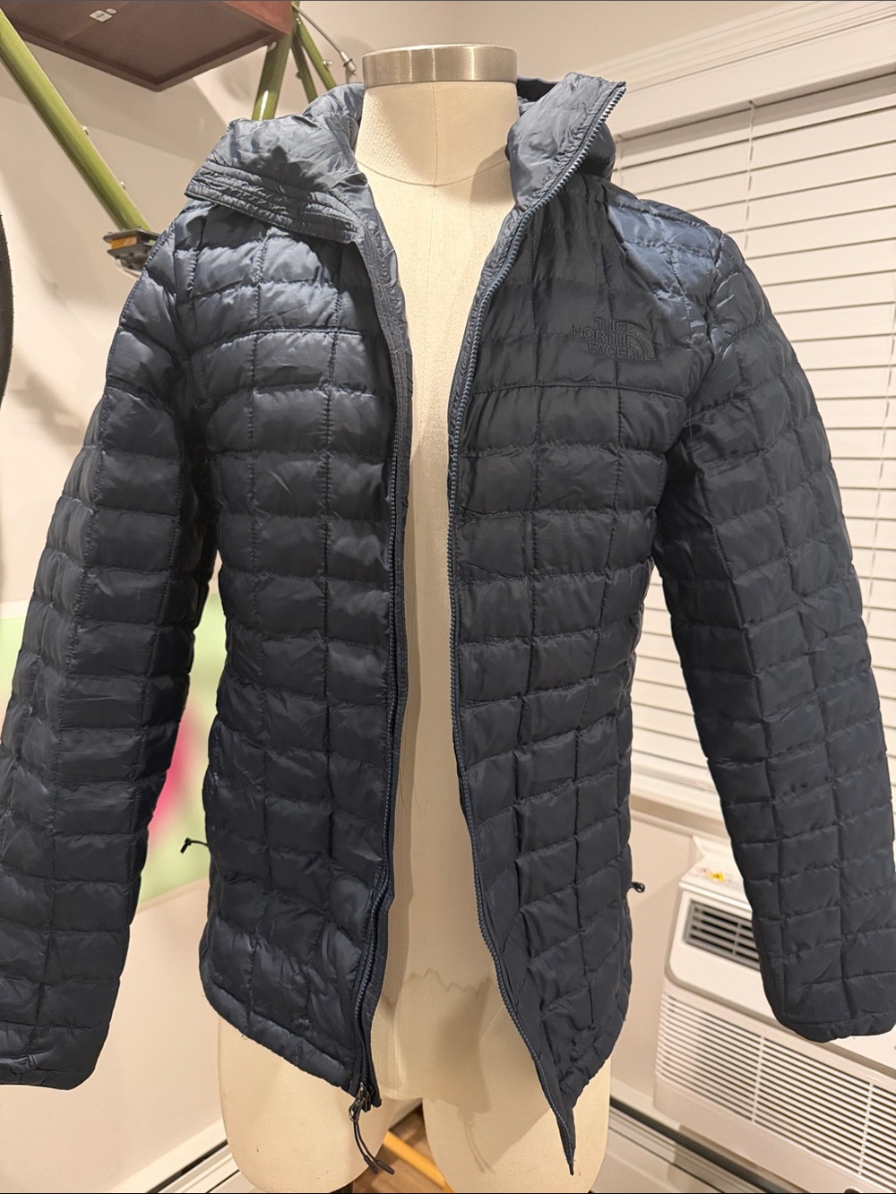 The North Face Men's Quilted Hooded Puffer Jacket - Dark Blue